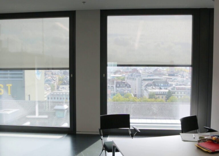 Stores motorisés : un luxe accessible